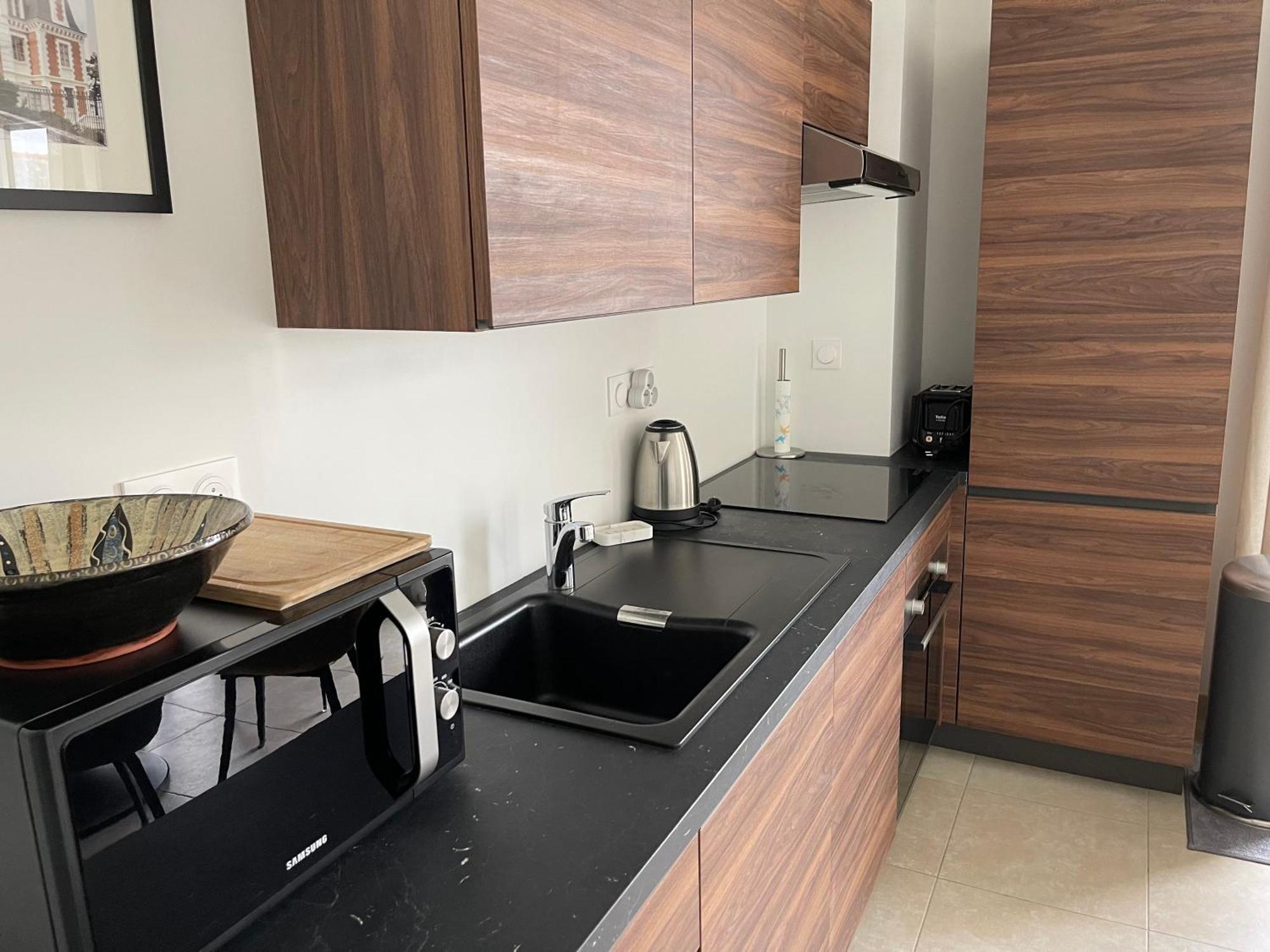 Bella Cruz 66 M2 Prestations Premium, Wifi, Balcon, Parking Avec Borne De Recharge Electrique, Plage Prieure, Commerces ดีนาร์ ภายนอก รูปภาพ